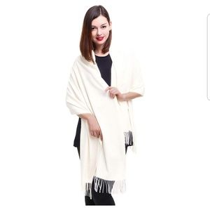 Cream cashmere scarf